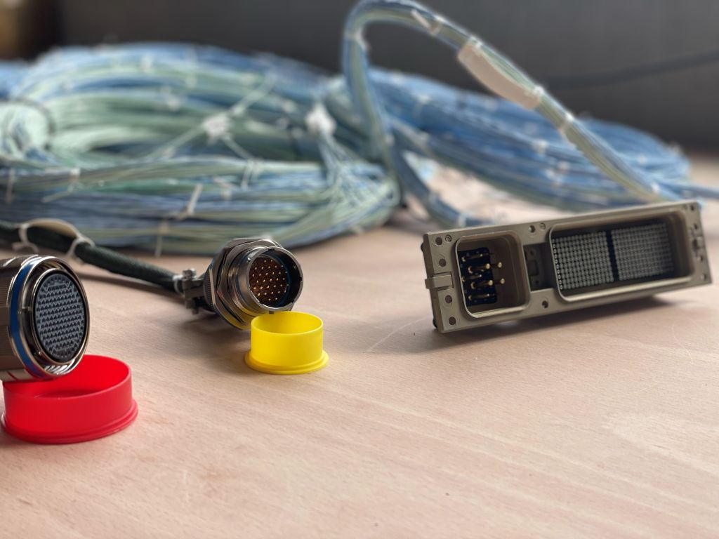 Do iT Platinium electrical sub-assembly — quality-controlled production of wiring components